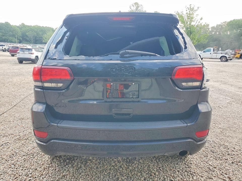 2020 JEEP GRAND CHEROKEE LAREDO LAREDO 6