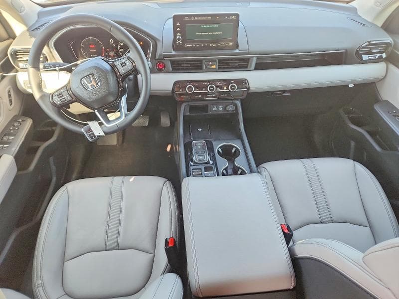 2025 HONDA PILOT TOURING 8
