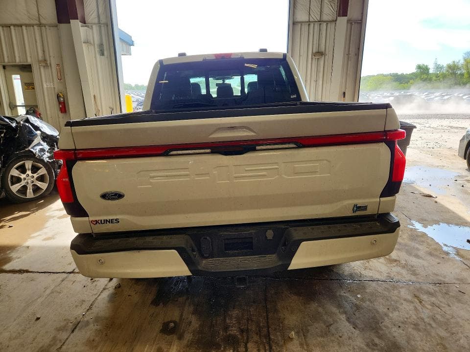 2023 FORD F150 LIGHTNING PRO 6