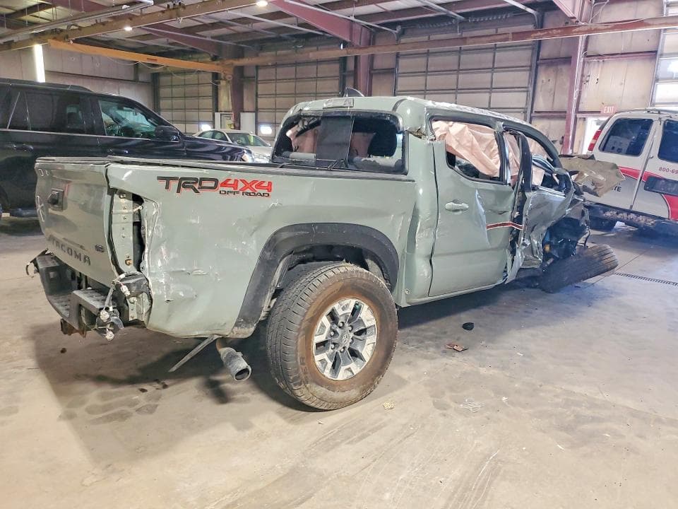 2022 TOYOTA TACOMA TRD OFF-ROAD 3