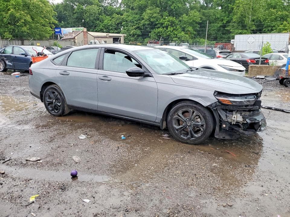 2025 HONDA ACCORD SE 4