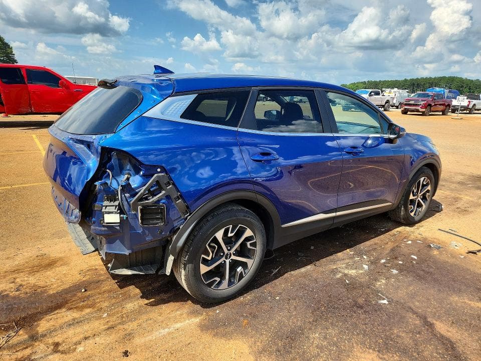 2025 KIA SPORTAGE EX 3