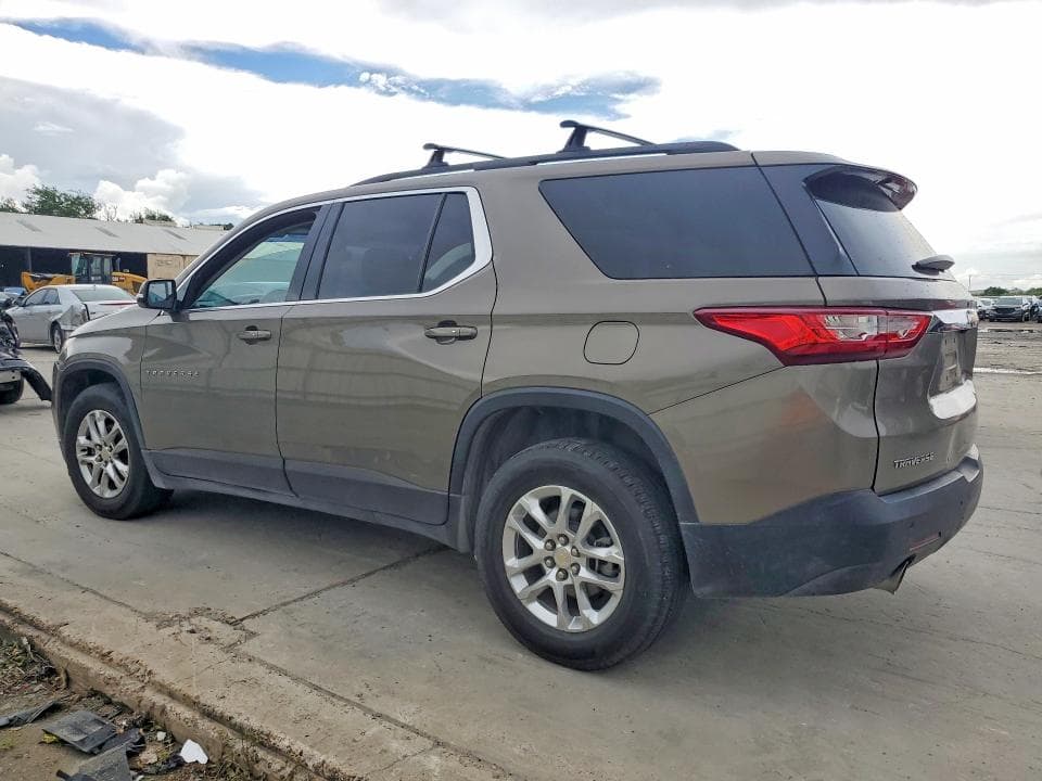 2020 CHEVROLET TRAVERSE LT 2