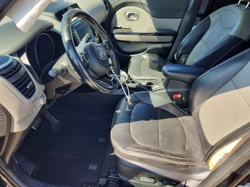 2016 KIA SOUL + 7