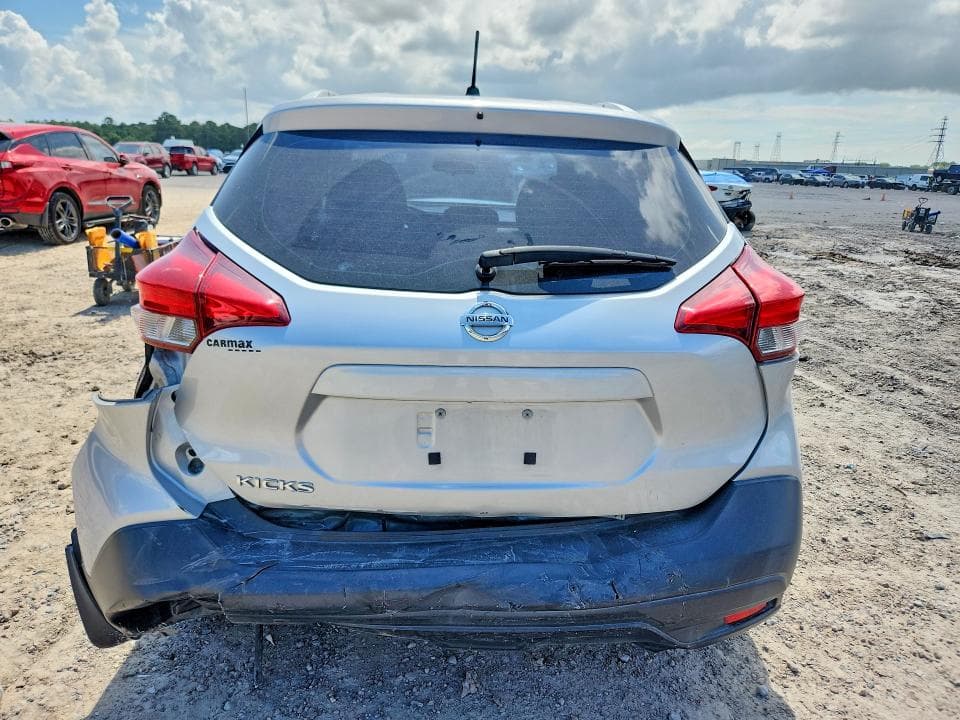2019 NISSAN KICKS S 6