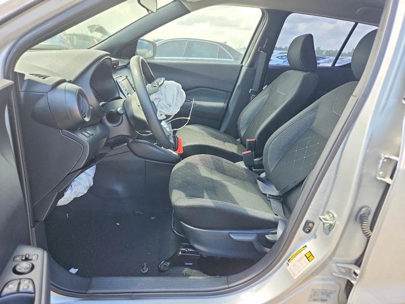 2019 NISSAN KICKS S 7