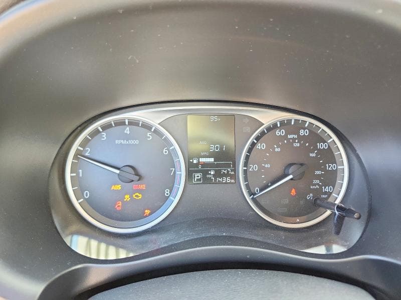 2019 NISSAN KICKS S 9