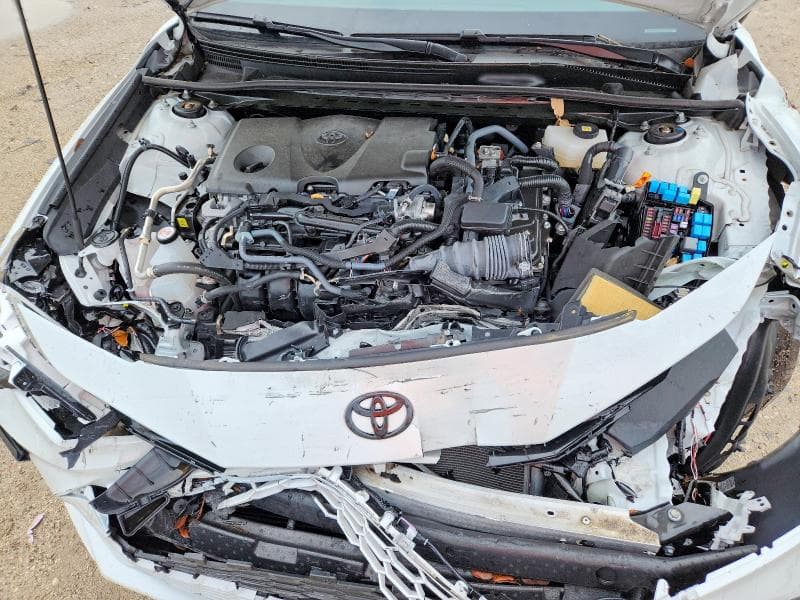 2025 TOYOTA CAMRY XSE 11