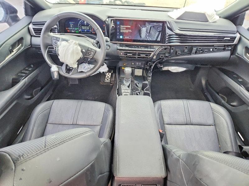 2025 TOYOTA CAMRY XSE 8