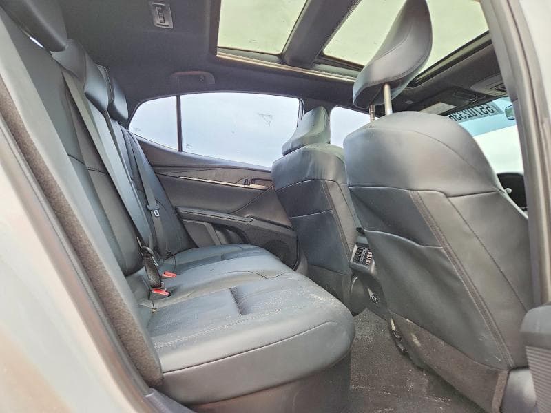 2025 TOYOTA CAMRY XSE 10