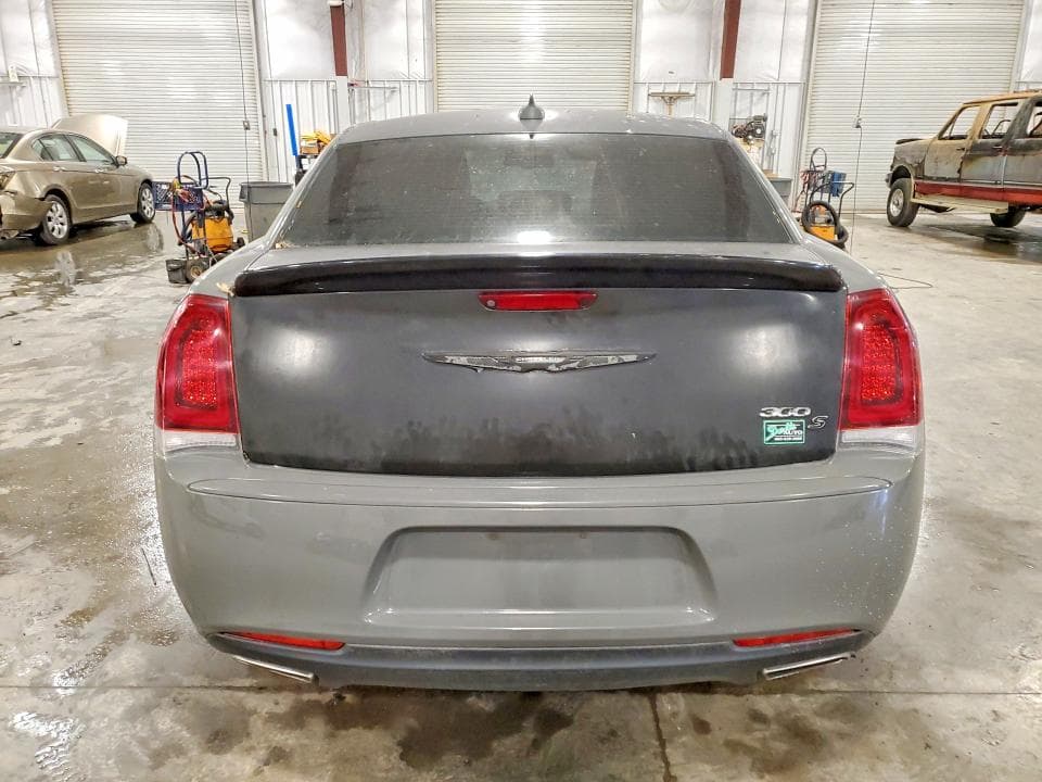 2019 CHRYSLER 300 S S 6