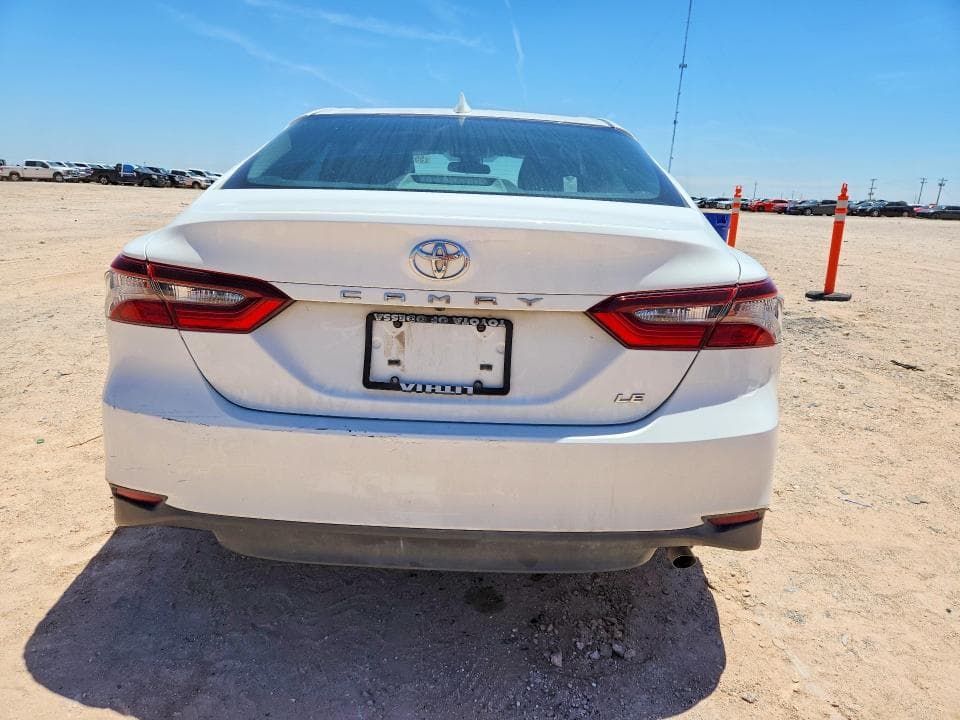 2021 TOYOTA CAMRY LE 6