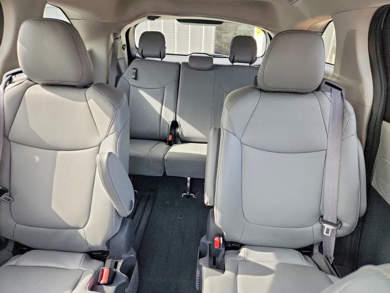 2024 TOYOTA SIENNA XLE 7-PASSENGER 10