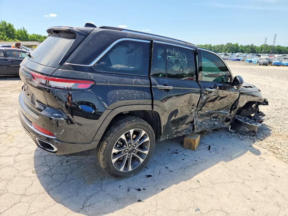 2023 JEEP GRAND CHEROKEE OVERLAND 4XE 3