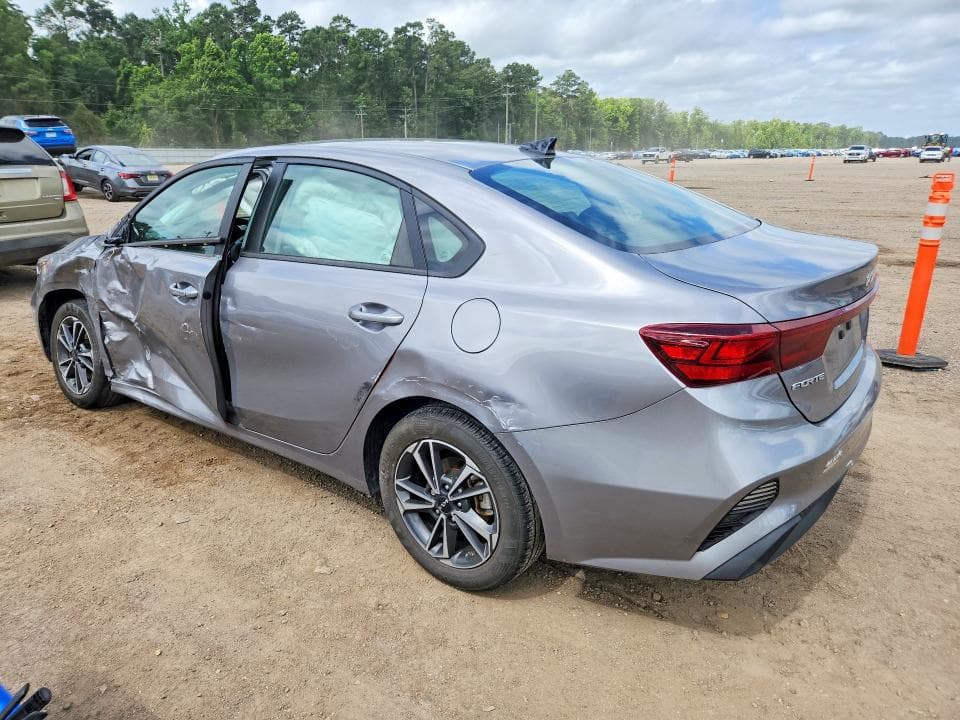 2024 KIA FORTE LXS 2