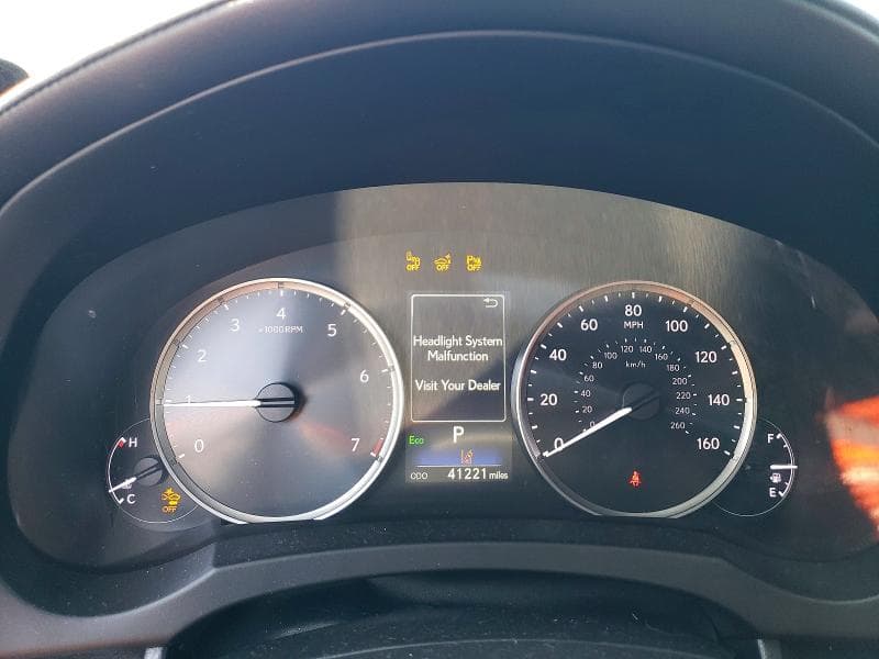 2022 LEXUS IS 300 9