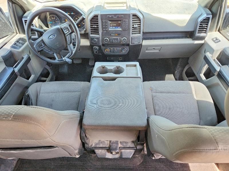 2017 FORD F150 SUPERCREW 8