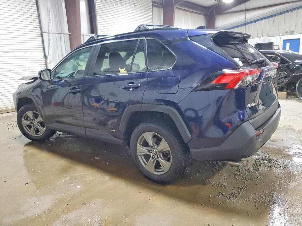 2024 TOYOTA RAV4 HYBRID XLE 2