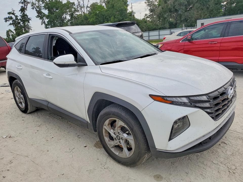2022 HYUNDAI TUCSON SE 4