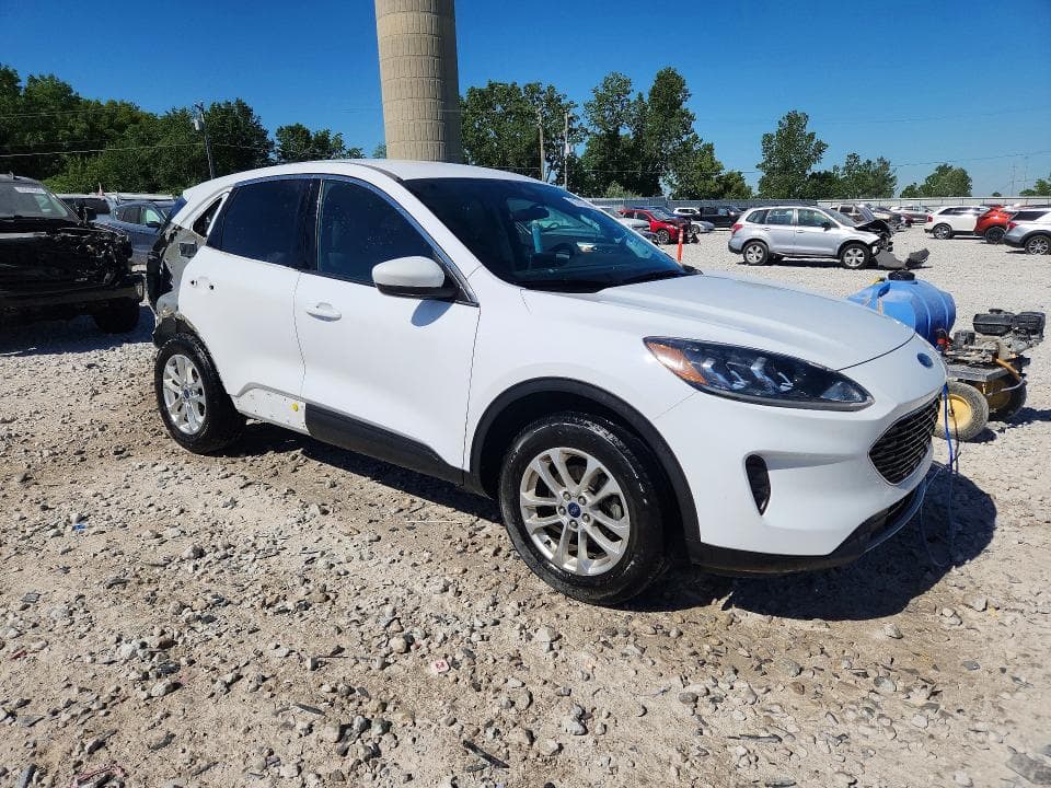 2020 FORD ESCAPE SE 4