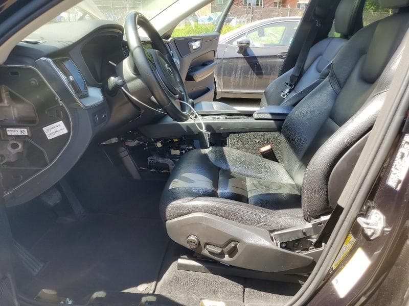 2020 VOLVO XC60 T6 MOMENTUM T6 MOMENTUM 7