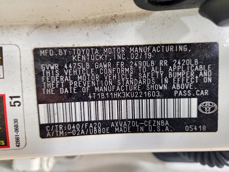 2019 TOYOTA CAMRY LE 12