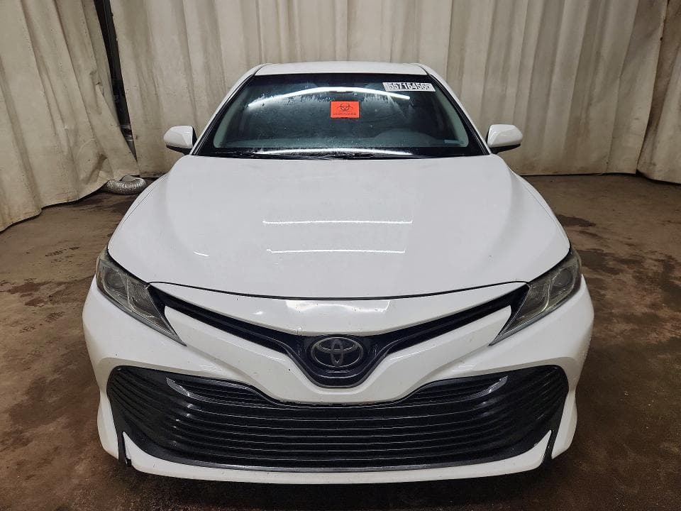 2019 TOYOTA CAMRY LE 5