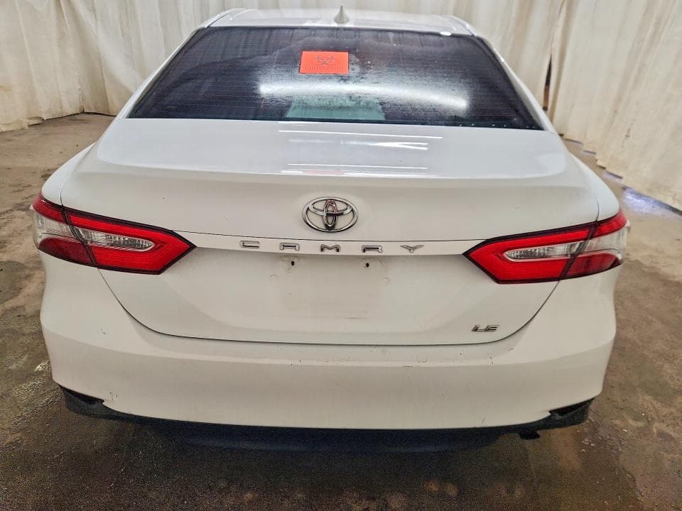 2019 TOYOTA CAMRY LE 6