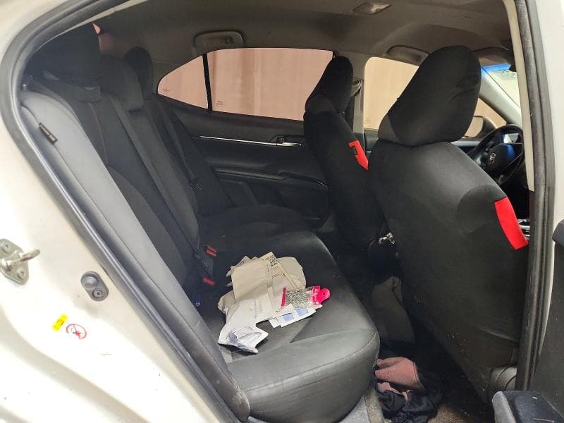 2019 TOYOTA CAMRY LE 10
