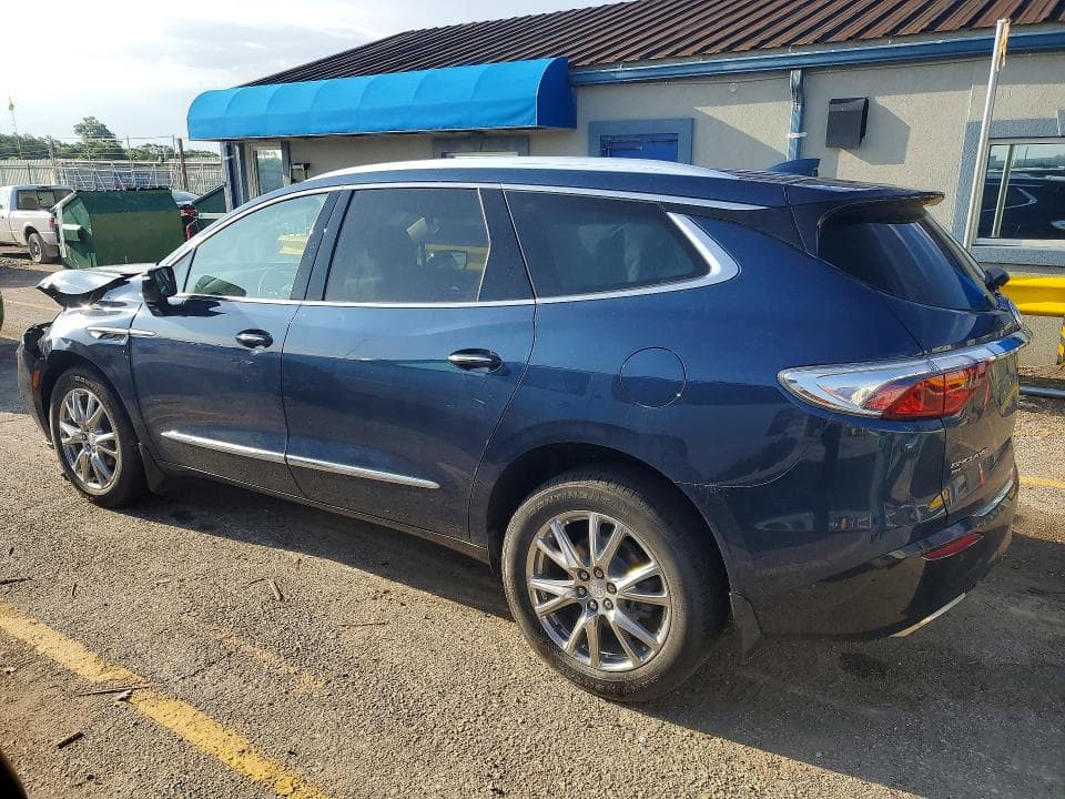 2022 BUICK ENCLAVE ESSENCE 2