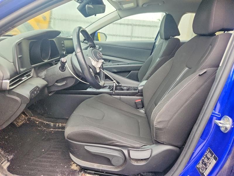 2022 HYUNDAI ELANTRA BLUE 7