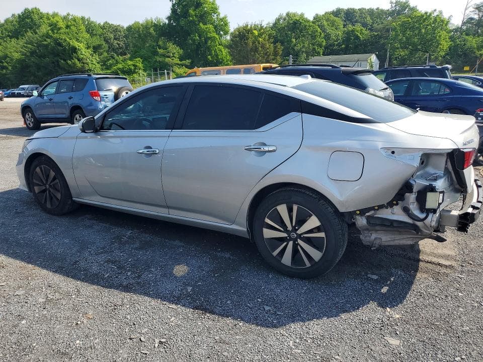 2022 NISSAN ALTIMA SV 2