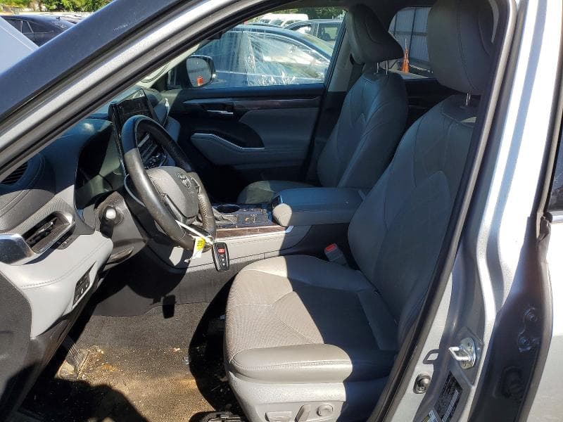 2021 TOYOTA HIGHLANDER HYBRID PLATINUM HYBRID PLATINUM 7
