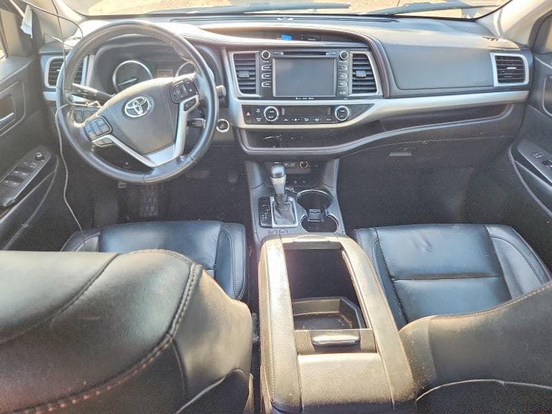 2018 TOYOTA HIGHLANDER XLE XLE 8