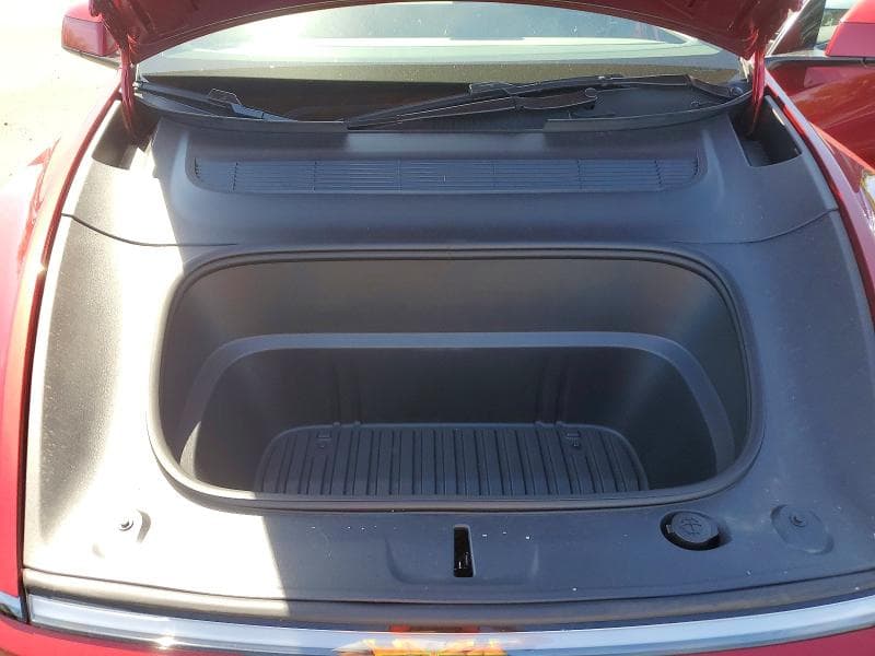 2026 TESLA MODEL Y 11