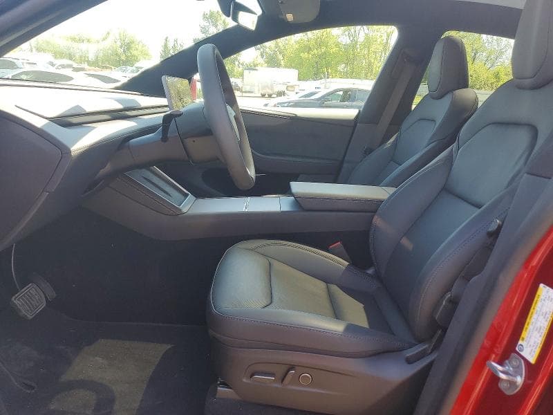 2026 TESLA MODEL Y 7