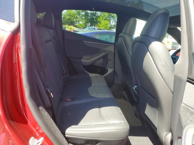 2026 TESLA MODEL Y 10