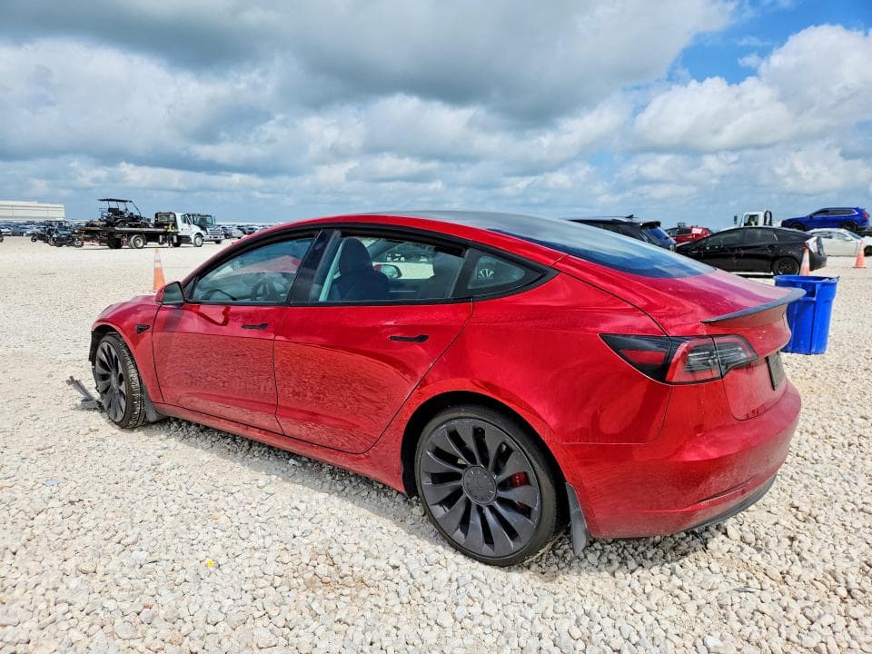 2023 TESLA MOD 2