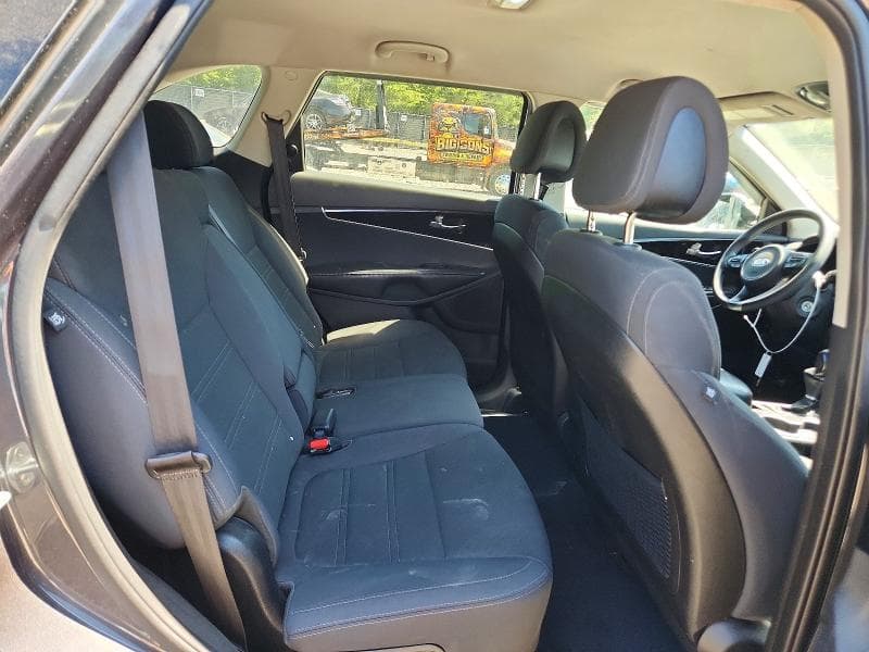 2016 KIA SORENTO LX LX 11