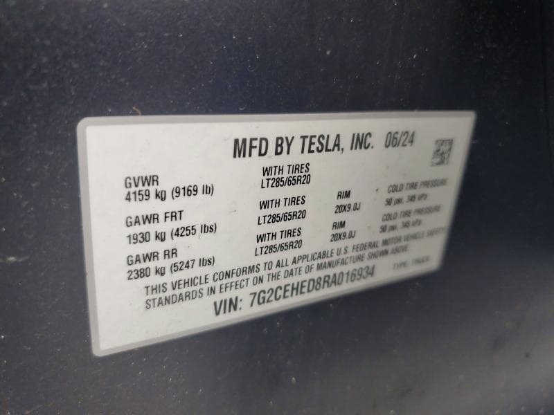 2024 TESLA CYBERTRUCK 12