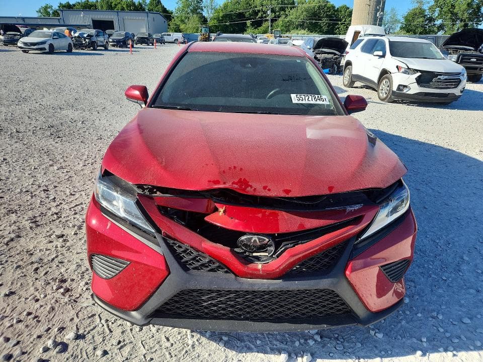 2019 TOYOTA CAMRY SE 5