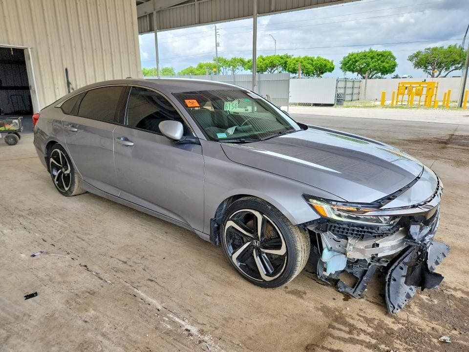 2020 HONDA ACCORD SPORT 4