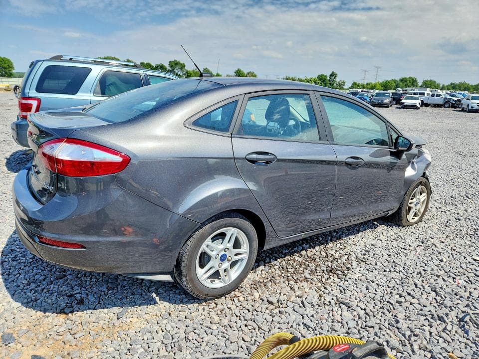 2017 FORD FIESTA SE 3