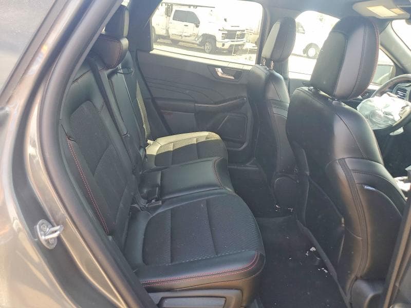 2025 FORD ESCAPE ST LINE 12