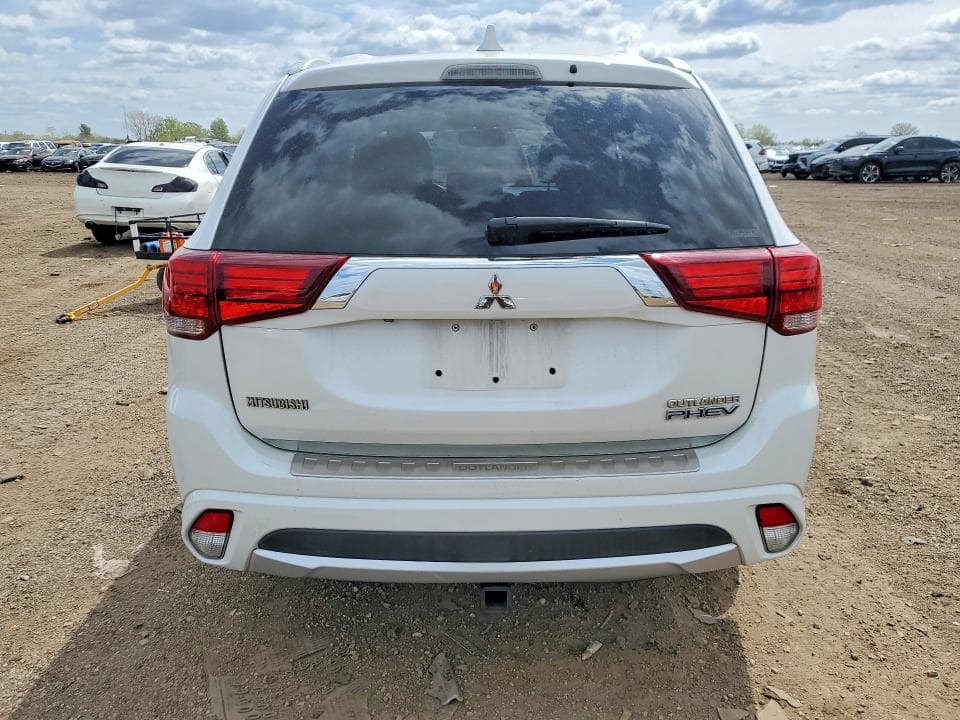 2018 MITSUBISHI OUTLANDER SE 6