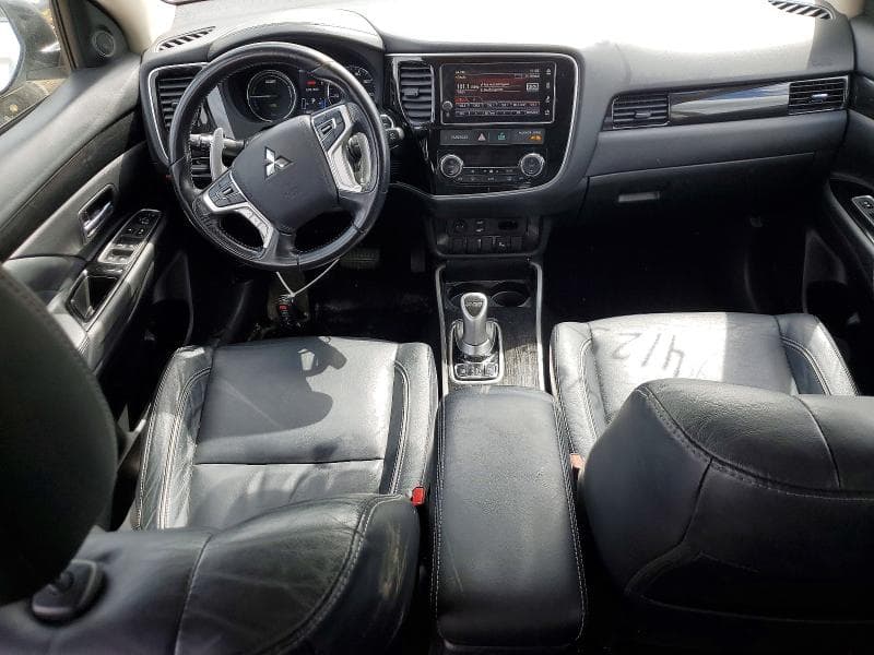 2018 MITSUBISHI OUTLANDER SE 8