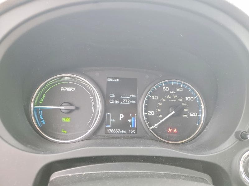 2018 MITSUBISHI OUTLANDER SE 9