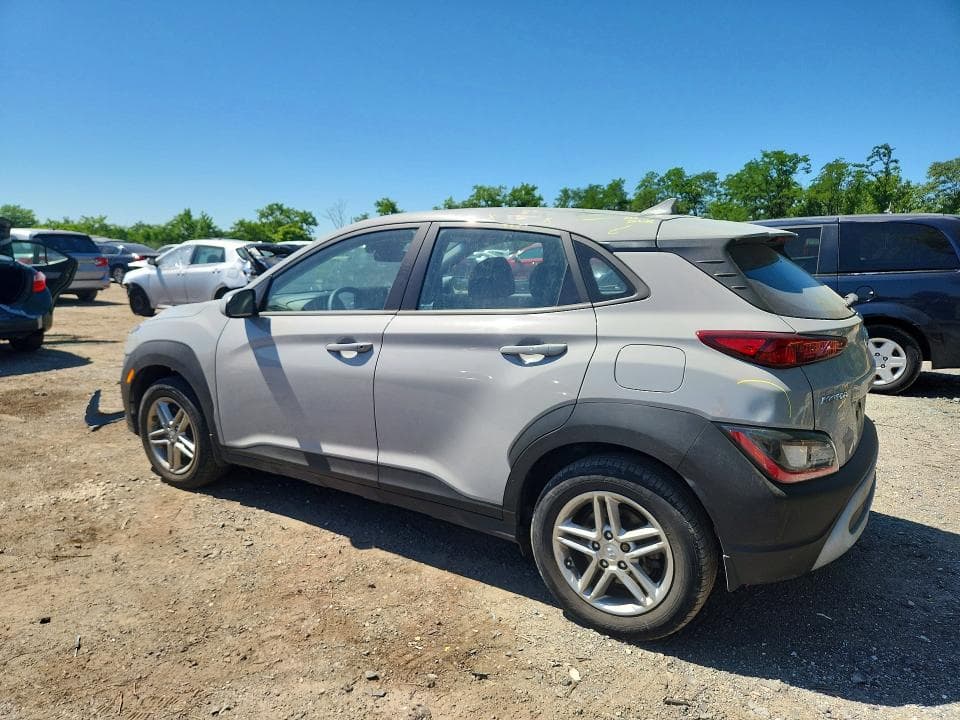 2022 HYUNDAI KONA SE 2