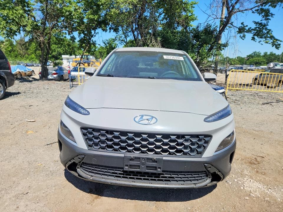 2022 HYUNDAI KONA SE 5