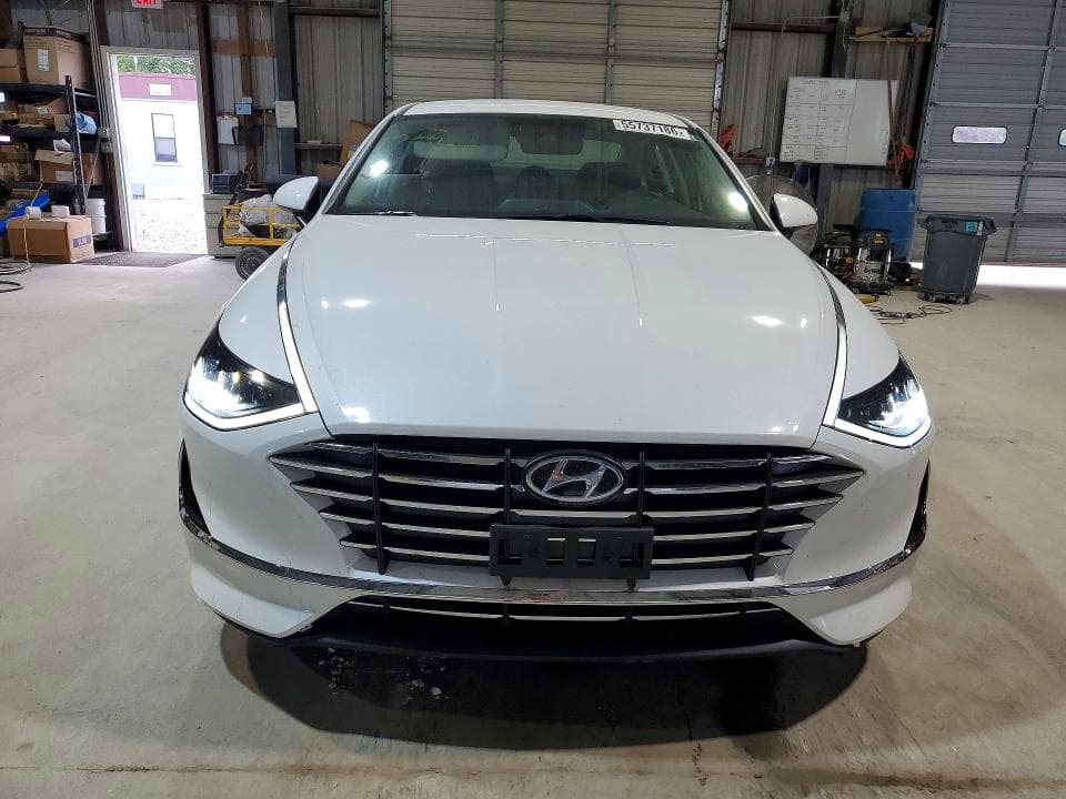 2022 HYUNDAI SONATA SE SE 5
